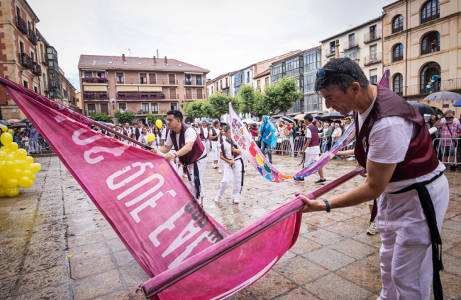 Lunes de Bailas por la mañana, último día de San Juan 2023 en Soria.