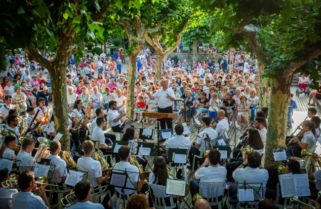La Banda Municipal de Música de Soria actúa en La dehesa