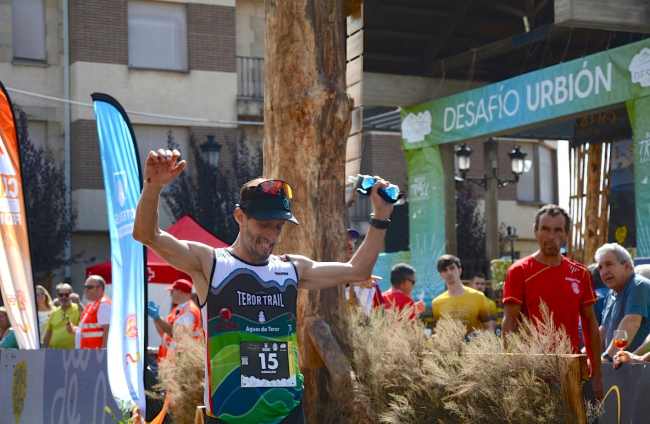La Desafío Urbión llenó Covaleda de Atletismo de alto nivel.