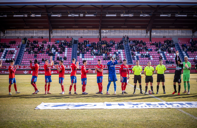 El Numancia se impone al Llerenense (2-0) con los fichajes de invierno como goleadores.