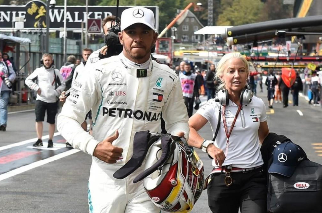Lewis Hamilton celebra su nueva pole en Spa.-JOHN THYS (AFP)