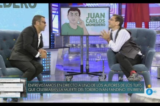 Juan Carlos Monedero y Jorge Javier Vázquez en el programa de Sálvame Deluxe del pasado sábado. / TELECINCO.-TELECINCO