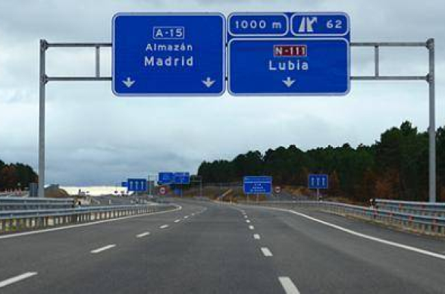 Autovía de Navarra, en una imagen de archivo. VALENTÍN GUISANDE-