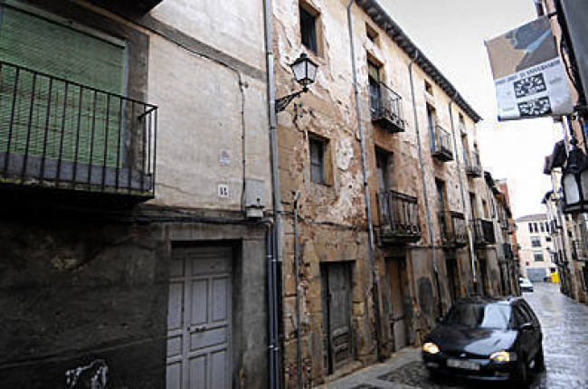 Edificios viejos en una calle de la ciudad de Soria./U. S. -