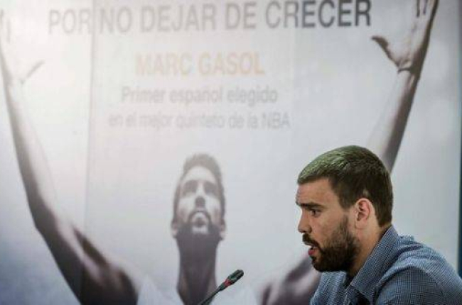 Marc Gasol, en su aparición ante los medios en Madrid.-Foto: EMILIO NARANJO / EFE