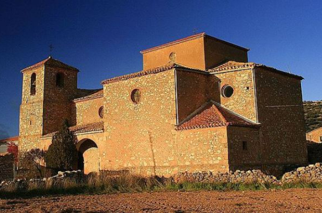 <p>Diócesis de Osma Soria y Diputación de Soria, junto con las parroquias, inyectarán 415.000 euros en la conservación de siete iglesias del medio rural.</p>

<p>FOTOS: DIÓCESIS DE OSMA SORIA</p>