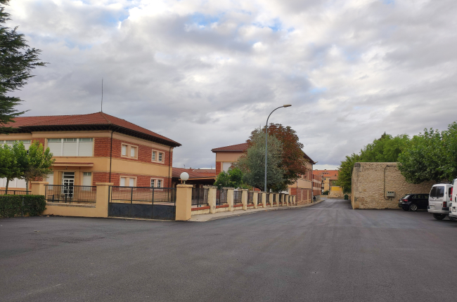 Pavimentación en el entorno del colegio. HDS