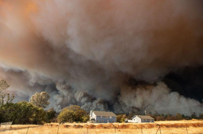 Imagen del incendio.-AFP