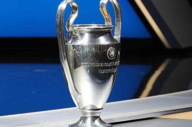 El trofeo de la Champions.-AFP