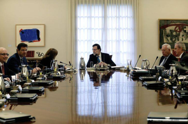 Mariano Rajoy, durante la reunión del Consejo de Ministros.-Foto: JUAN MANUEL PRATS