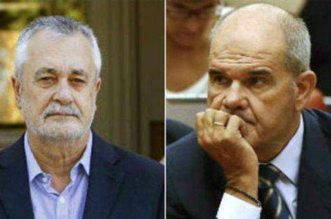 Los expresidentes de Andalucía José Antonio Griñán (izquierda) y Manuel Chaves.-Foto: EFE