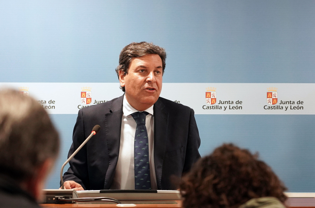 El consejero de Economía y Hacienda y portavoz, Carlos Fernández Carriedo.-ICAL