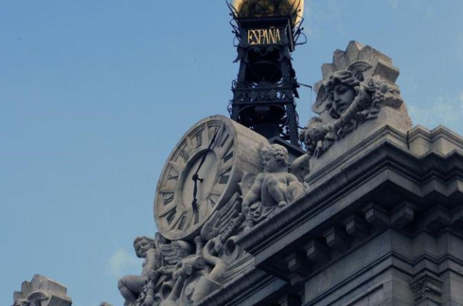 Detalle de la fachada del Banco de España en la Plaza de Cibeles, en Madrid.-AGUSTÍN CATALÁN
