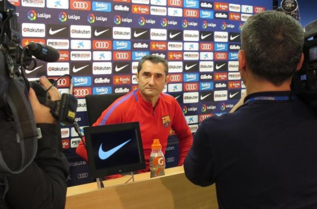 Ernesto Valverde, hoy, en la sala de prensa de la Ciudad Deportiva Joan Gamper.-EMILIO PÉREZ DE ROZAS