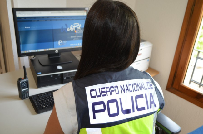La Policía Nacional de Soria, trabajando en el entorno digital. HDS