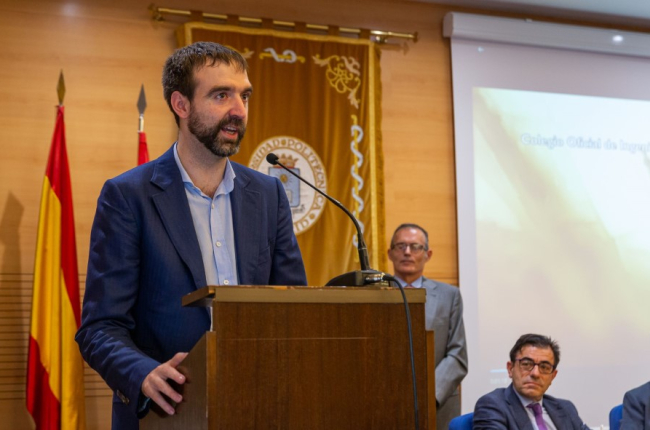 Samuel Moreno recoge el Premio Torrezno de Soria en Madrid. HDS