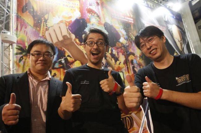 El equipo de One Piece Gold, Hiroyuki Sakurada (productor), Hiroaki Miyamoto (director) y Masayuki Sato (director de animación), en el Salón del Manga.-ALVARO MONGE
