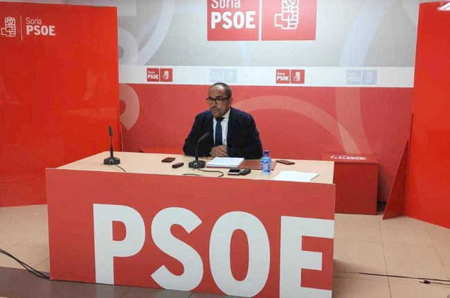 El secretario general del PSOE soriano, Luis Rey.