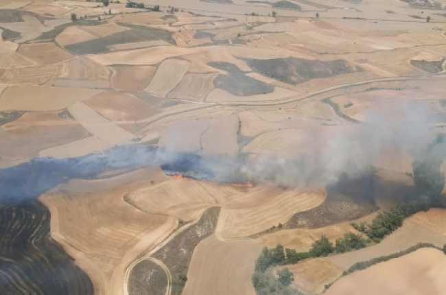Incendio en una imagen de archivo captada en Bordalba en 2021. HDS