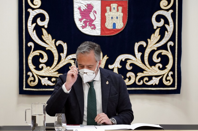 Carlos Pollán, presidente de las Cortes de Castilla y León, ha convocado a la Mesa y a la Junta de Portavoces para este jueves. ICAL