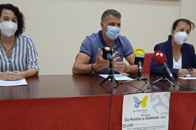 Presentación de las actividades con motivo del Día Mundial del Alzheimer. HDS