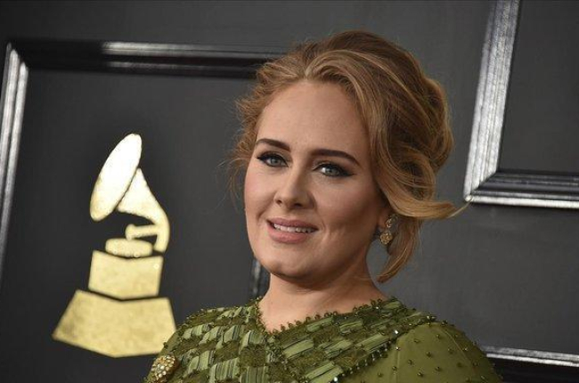 Adele, en los premios Grammy de 2017.-JORDAN STRAUSS (AP)