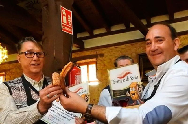 Luis Ángel del Rincón, del restaurante ‘El Condado de Motores’ de San Pedro y Javier Jiménez, los ganadores-HDS