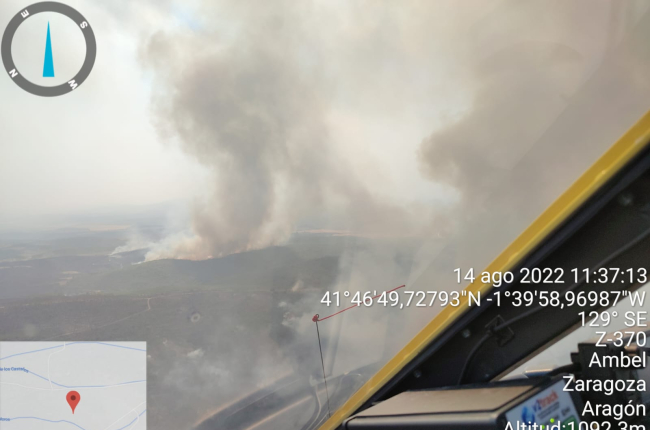 Vista del incendio desde el helicóptero de la Junta. NATURALEZA CASTILLA Y LEÓN