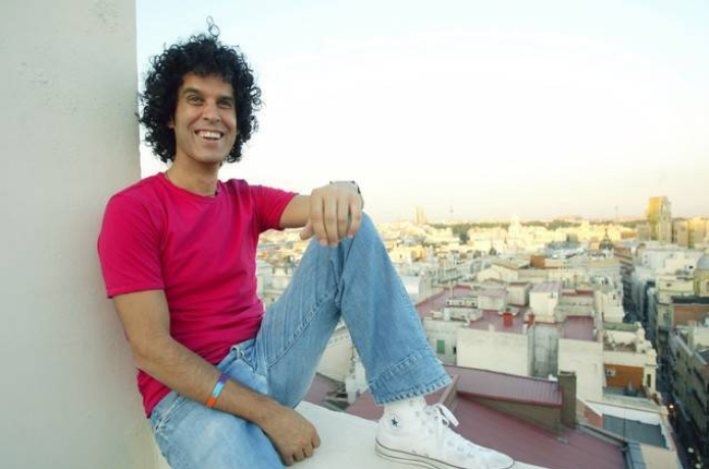 Pedro Zerolo, en la terraza del Hotel Senator de Madrid, en julio del 2005.-Foto: DAVID CASTRO