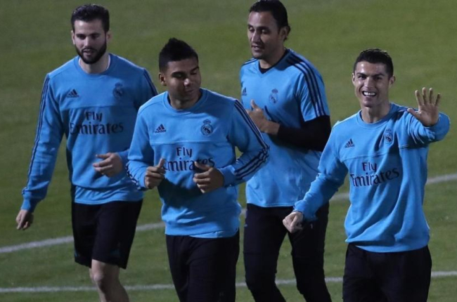 Nacho, Casemiro, Keylor Navas y Cristiano Ronaldo, en el entrenamiento del Madrid este jueves.-AP / HASSAN AMMAR