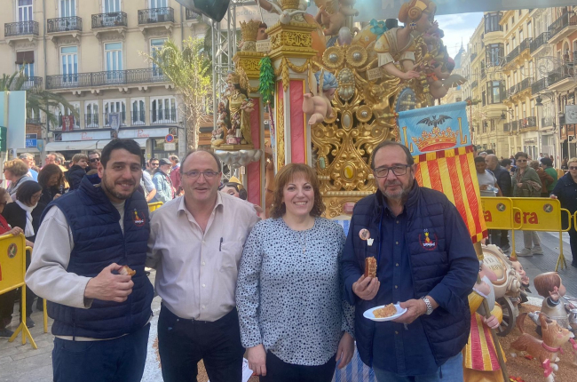La Casa de Soria en Valencia está celebrando las Fallas, que este domingo llegan a su día grande, con sabor a la tierra. Esto es, degustando torreznos.