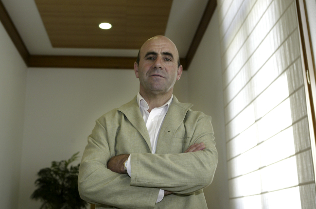 José Antonio Hernández, candidato de la agrupación de independientes en una foto de archivo cuando fue alcalde en 2007.
