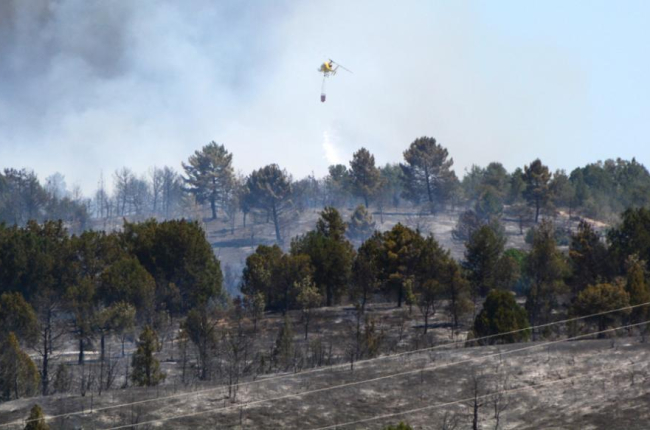 Imagen de archivo del incendio declarado el 28 de julio de 2015 en Barcebalejo.-ALVARO MARTÍNEZ
