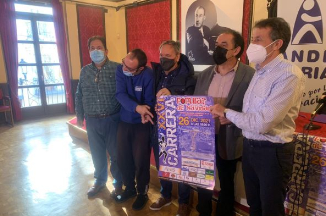 La presentación de la Carrera de Navidad tuvo lugar en el Casino Amistad Numancia. HDS
