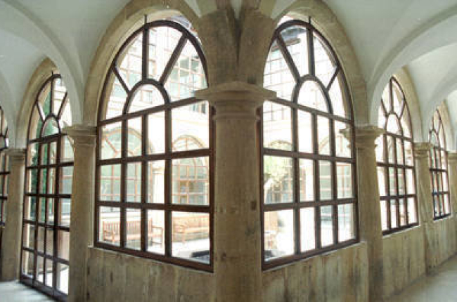 Interior del Convento de la Merced, propiedad de la Diputación. HDS