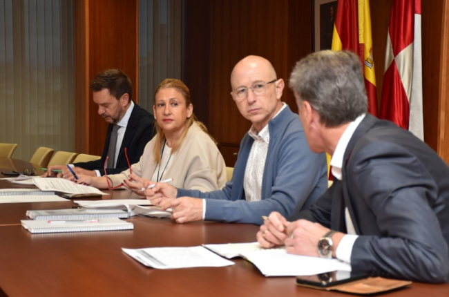Reunión para coordinar el Plan de Vialidad Invernal de Soria. HDS