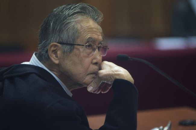 La Corte Suprema dejó sin efecto el impedimento para que Fujimori (1990-2000) pueda ser procesado por otros casos.-AP