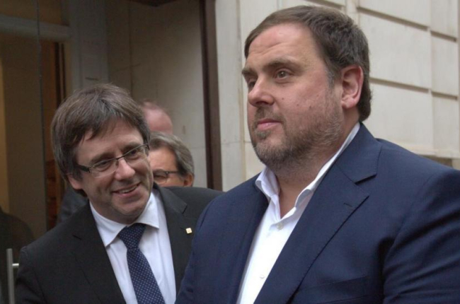 Carles Puigdemont y Oriol Junqueras en una imagen de archivo.-DAVID CASTRO