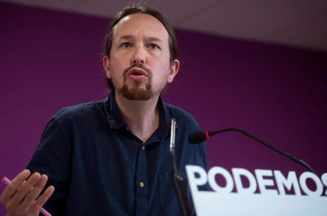 El secretario general de Podemos, Pablo Iglesias, en una rueda de prensa valorando los resultados del 26-M.-LUCA PIERGIOVANNI (EFE)