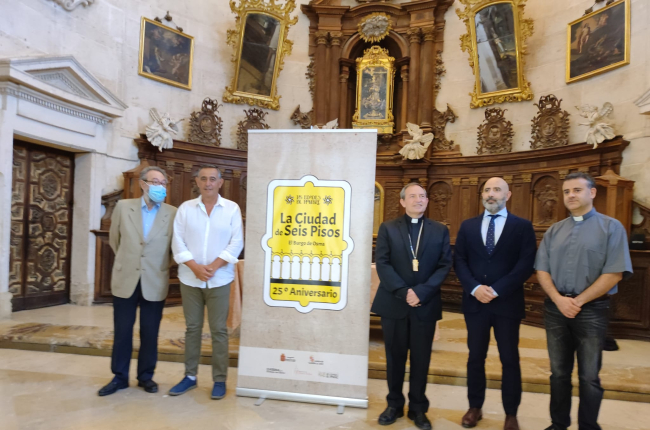 Carlos de la Casa, Antonio Pardo, Abilio Martínez, José Antonio Martín y José Sala, en la presentación . A. HERNANDO