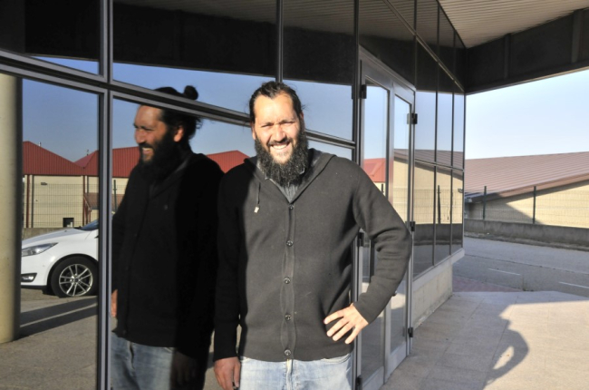 El director del Cesefor, Pablo Sabín, en las instalaciones del centro en Soria. HDS