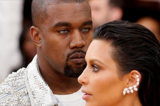 Una imagen de archivo del rapero Kanye West y su mujer, Kim Kardashian.-REUTERS / LUCAS JACKSON