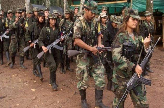 Guerrilleros de las FARC en Colombia durante el proceso de desarme.-REUTERS