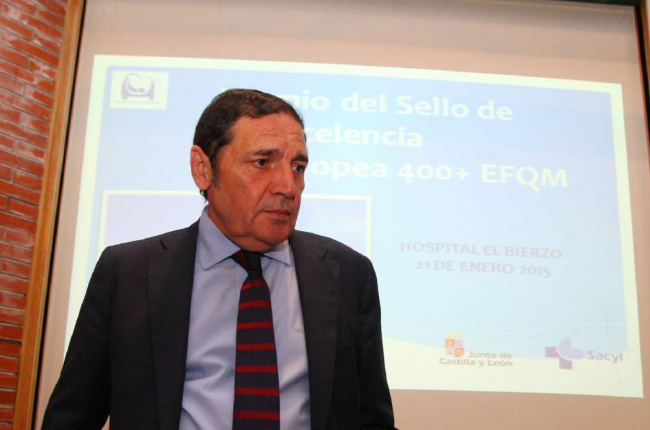 El consejero de Sanidad, Antonio María Sáez-Ical