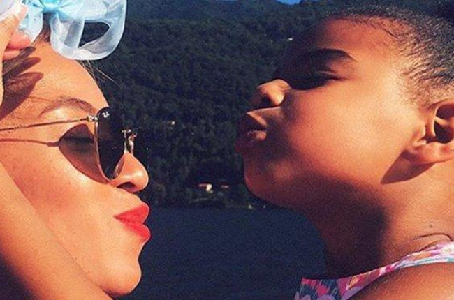 Beyoncé posa con su hija Blue Ivy.-INSTAGRAM