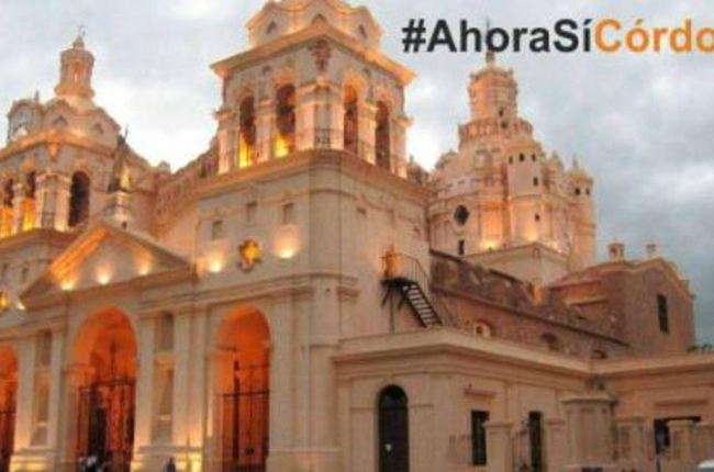 magen de la campaña de Ciudadanos para las elecciones andaluzas con una catedral argentina.-TWITTER