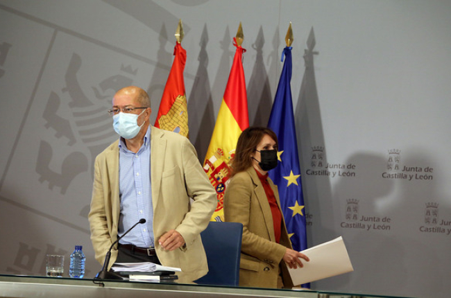 Francisco Igea y Rocío Lucas en la rueda de prensa posterior al Consejo de Gobierno. ICAL