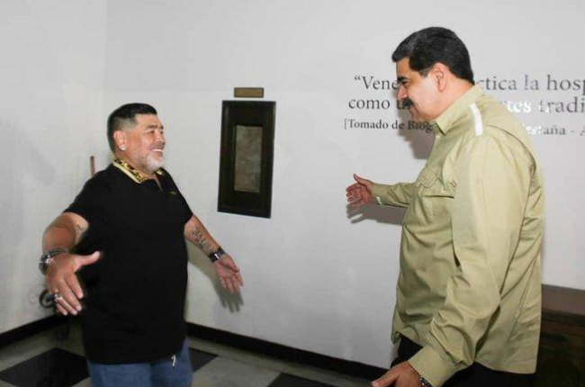 Maradona viajó desde Argentina para dar su apoyo a Nicolás Maduro.-TWITTER