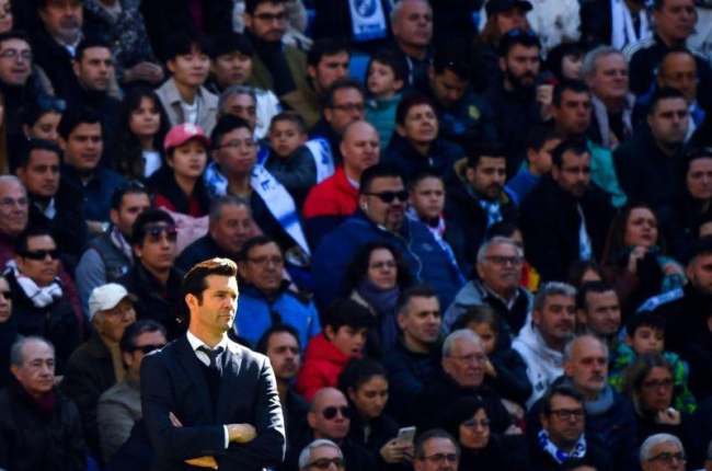 Santiago Solari en un momento del partido que el Madrid perdió ante el Girona.-AFP