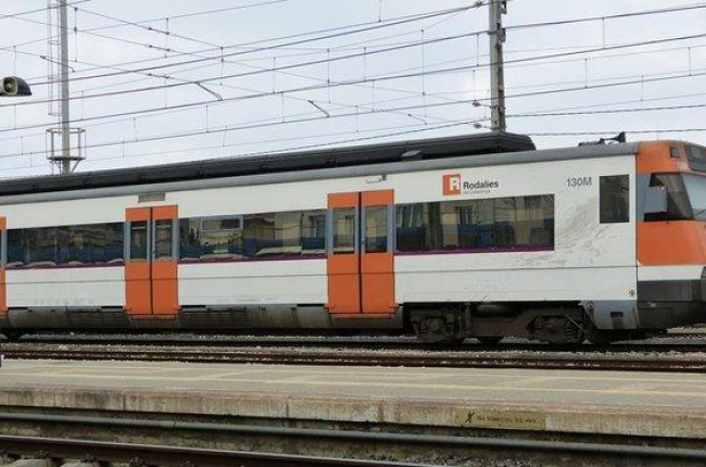 Un tren de Rodalies circulando.-EUROPA PRESS